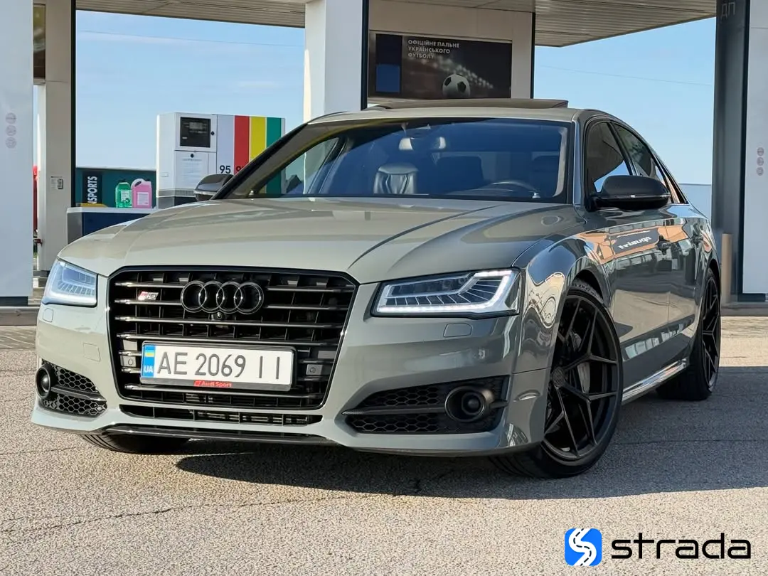 Audi S8 2017
