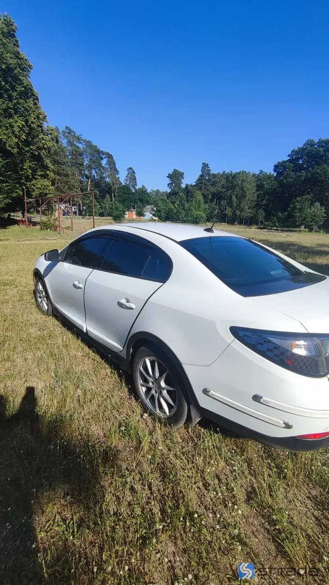 Renault Fluence 2012