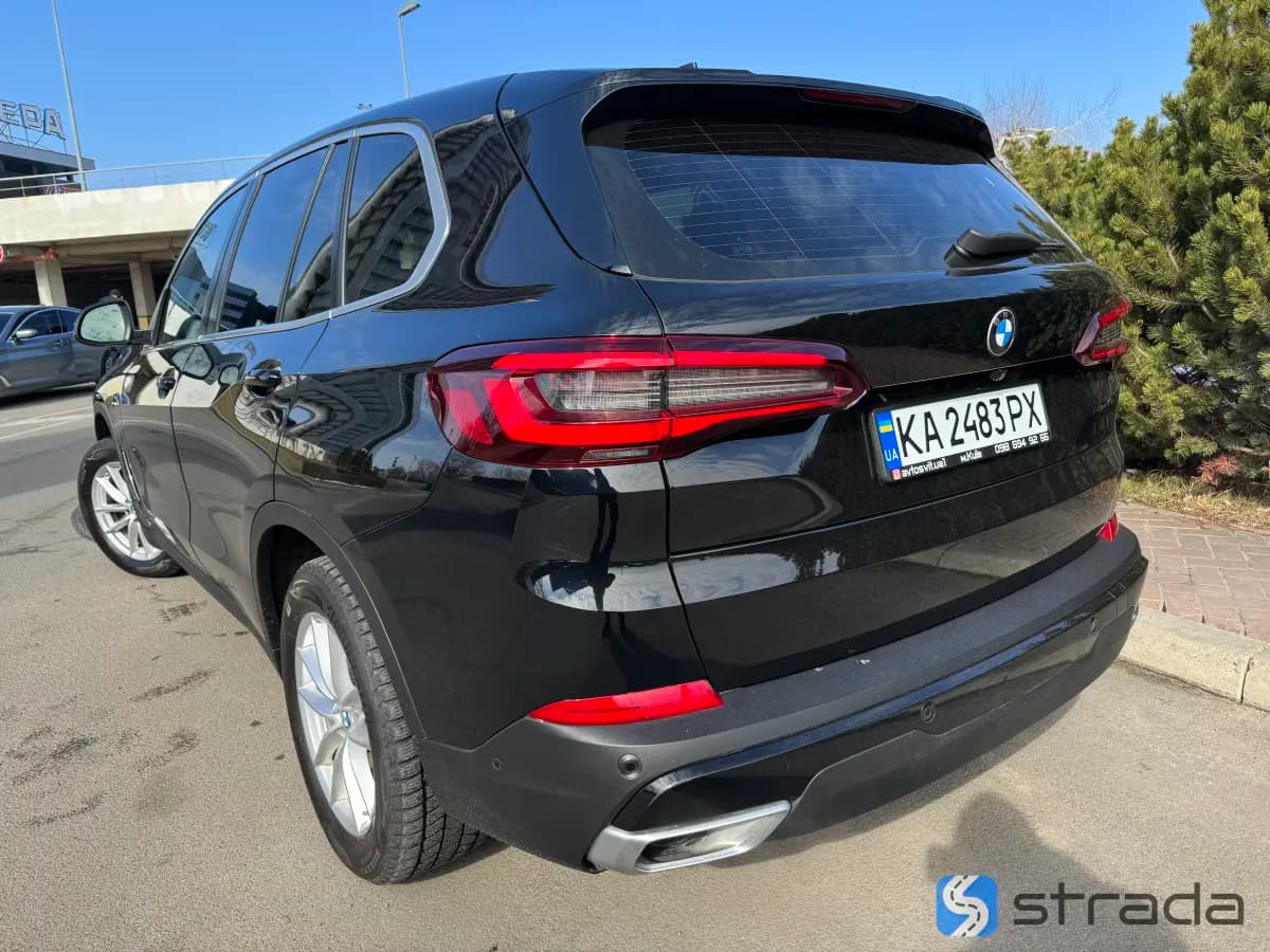 BMW X5 2021