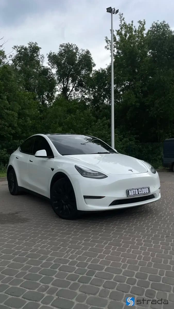 Tesla Model Y 2021