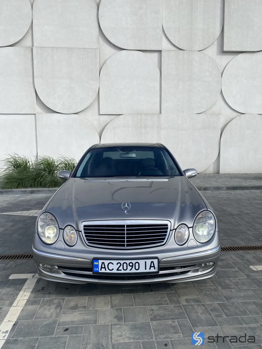 Mercedes-Benz E-Class 2002