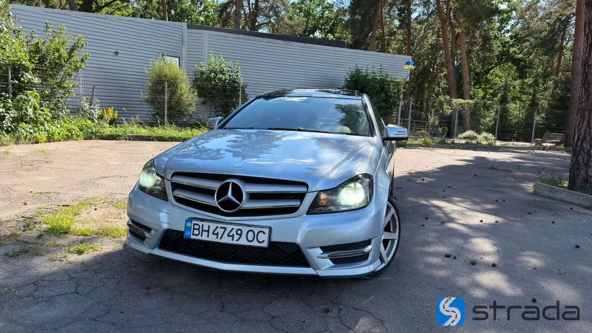 Mercedes-Benz C-Class 2012