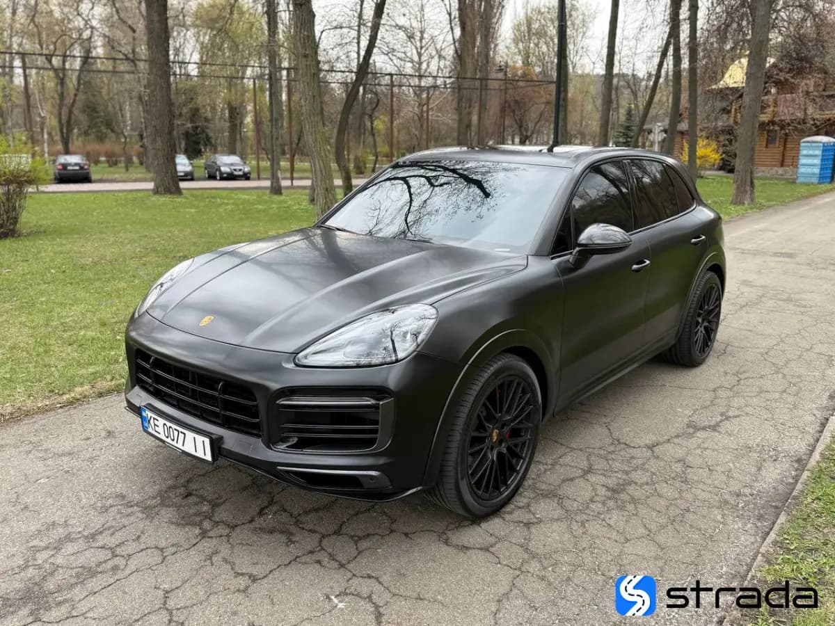 Porsche Cayenne 2022